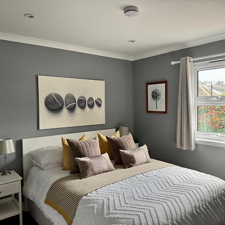 Holly Lodge - 2 X Kingsize Bedrooms With Private Entrance And Free Parking-New Shower Room Обан Экстерьер фото